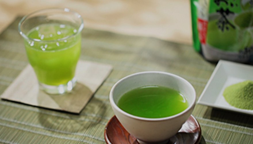 Highly Soluble and convenient “Oi Ocha Sarasara Matcha iri Ryokucha”